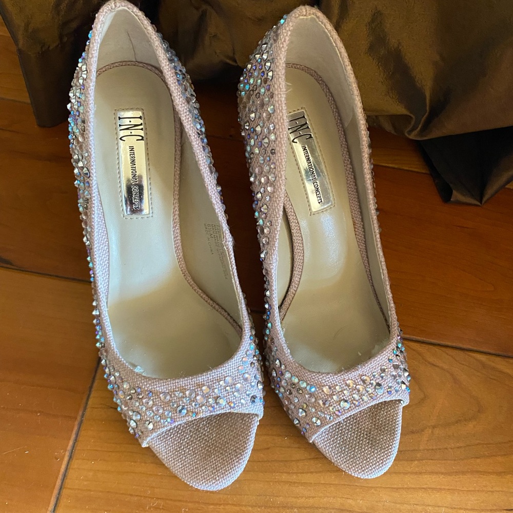 Nude Rhinestone Heels - Picture 3 of 10